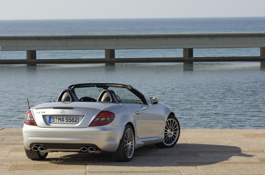  Mercedes-Benz SLK55 AMG 2008 года  (фото 6 из 77)